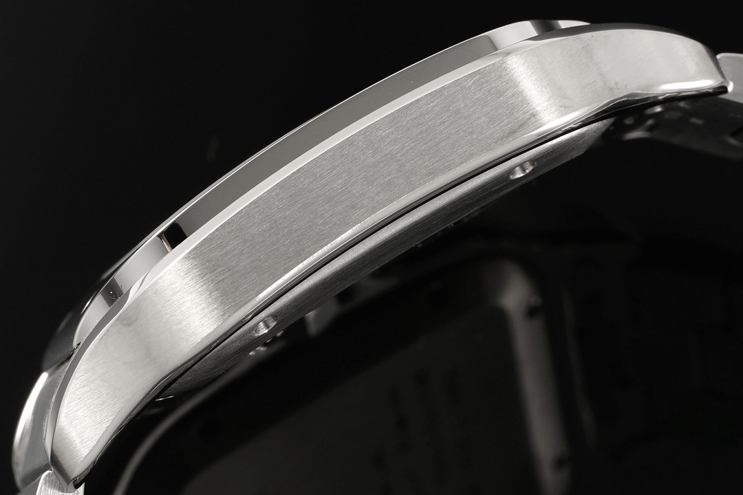 null Watch in Black