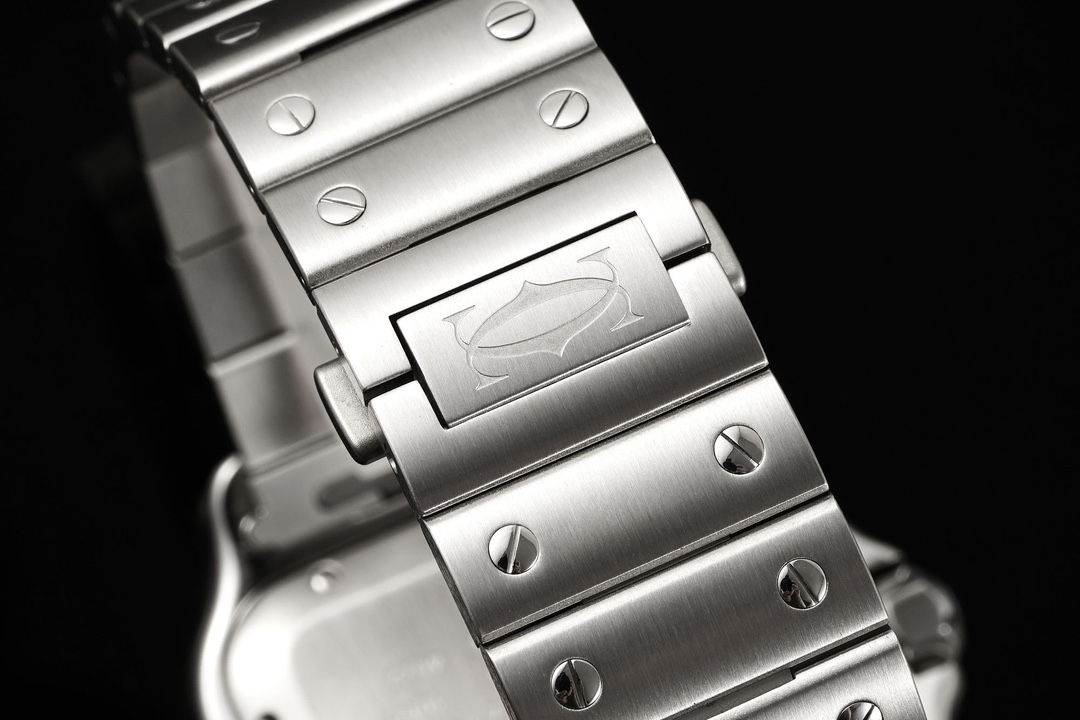 null Watch in Black