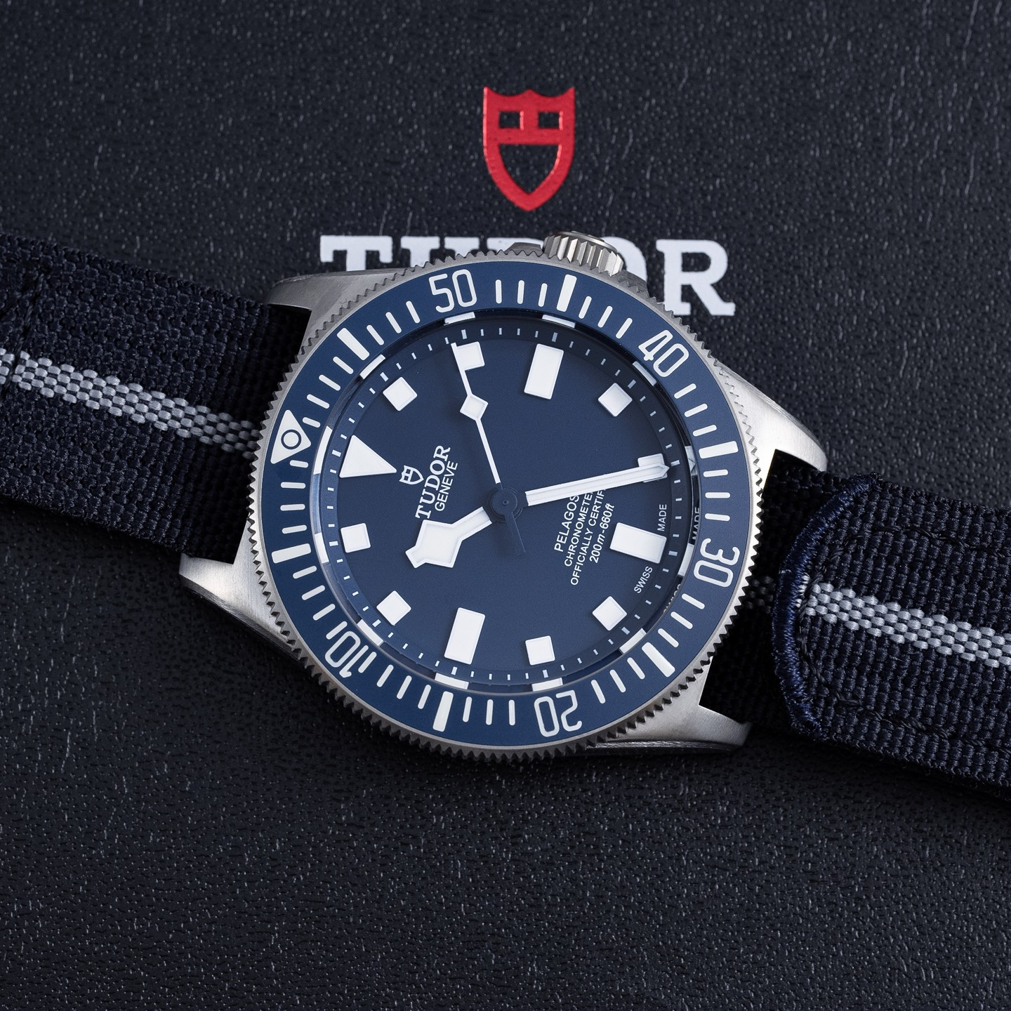 null Watch in Black