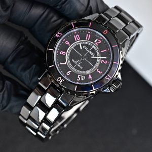 null Watch in Black