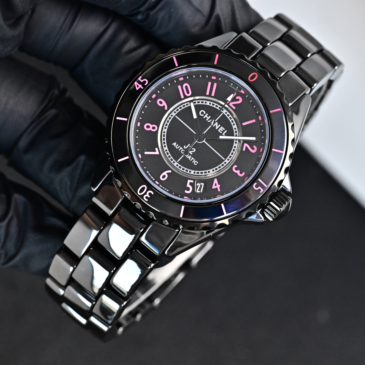 null Watch in Black