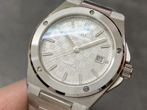 null Watch