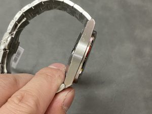 null Watch