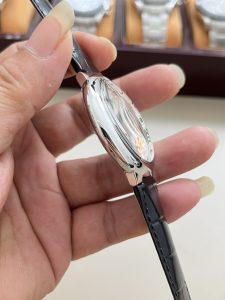 null Watch
