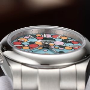 null Watch
