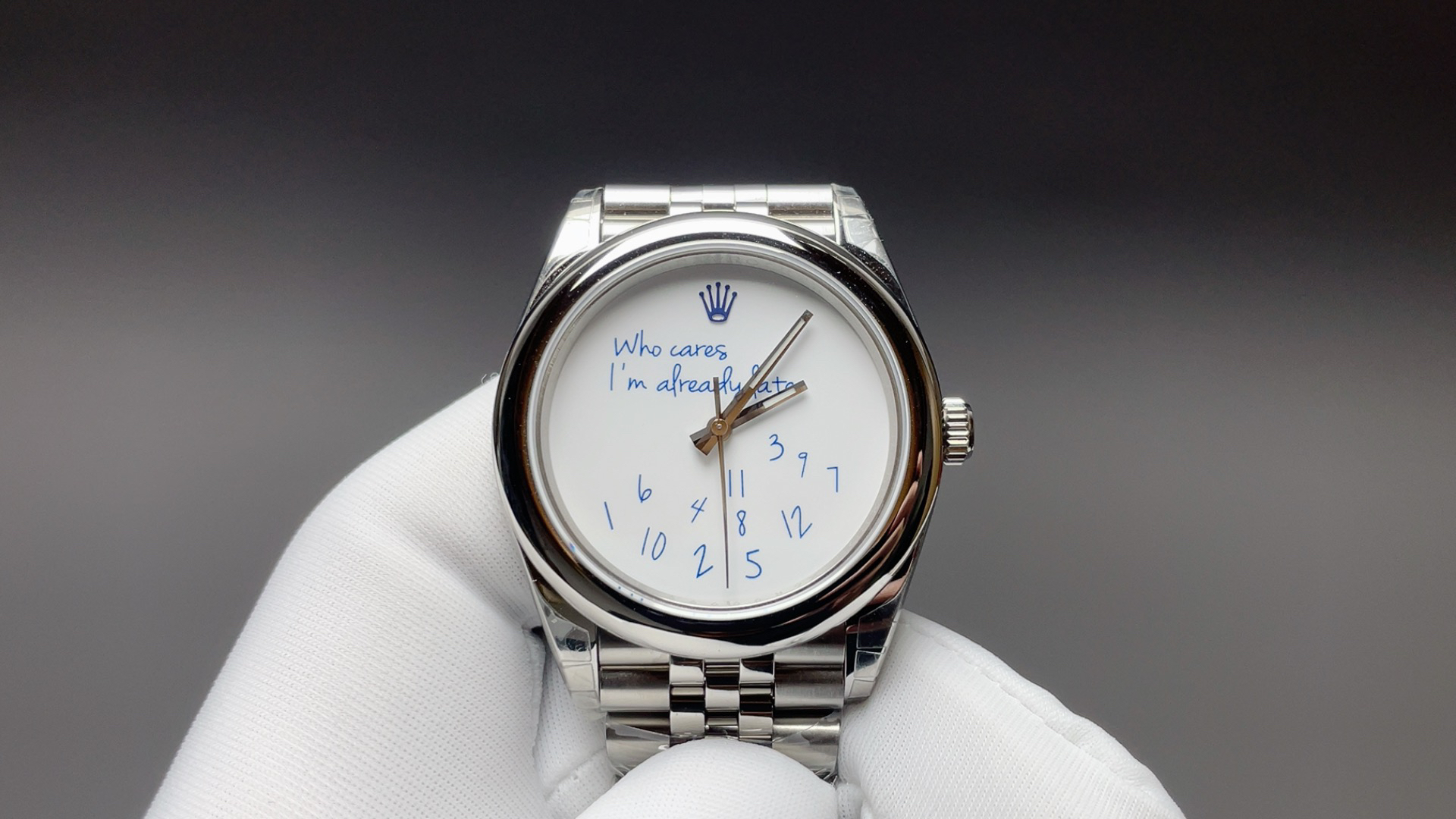 null Watch 126000 in Blue