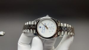 null Watch 126000 in Blue
