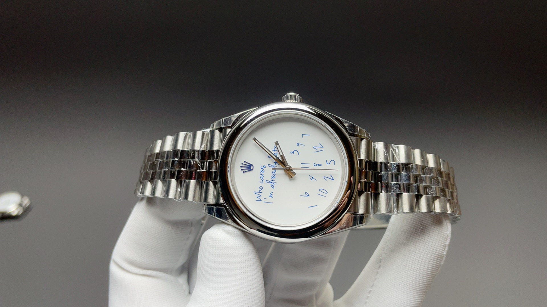 null Watch 126000 in Blue