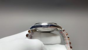 null Watch 126000 in Blue