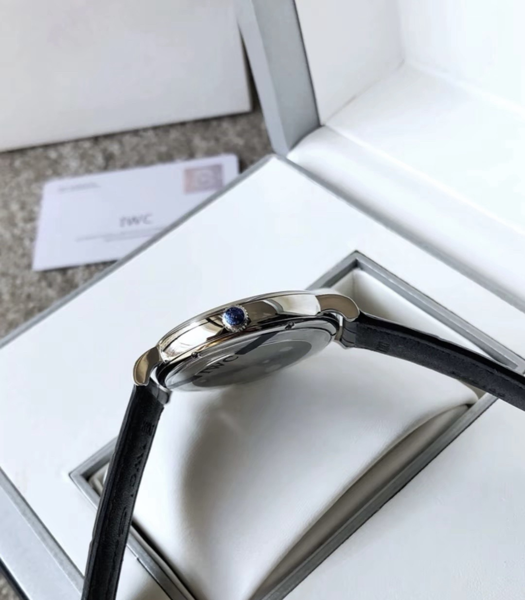 null Watch