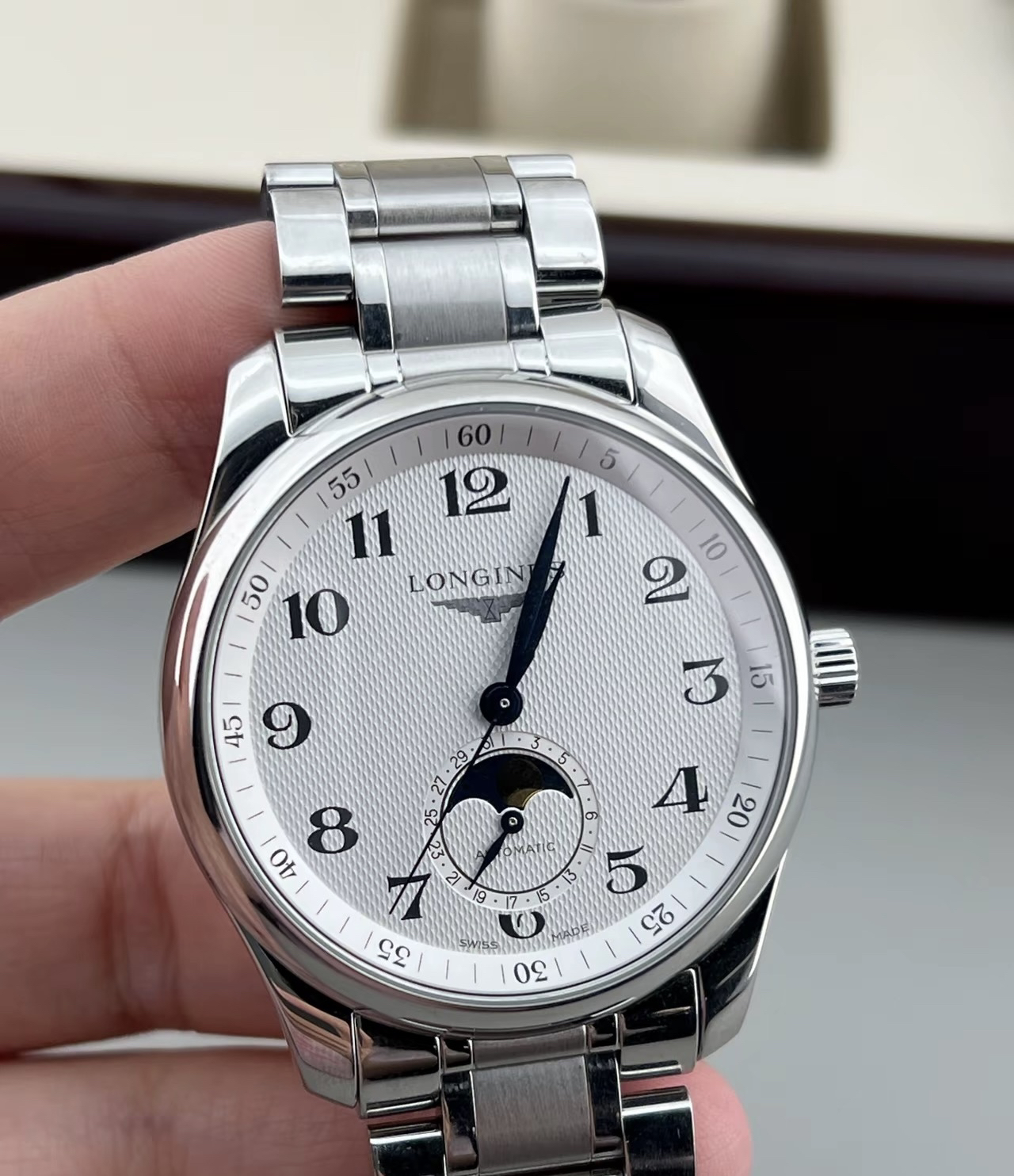 null Watch