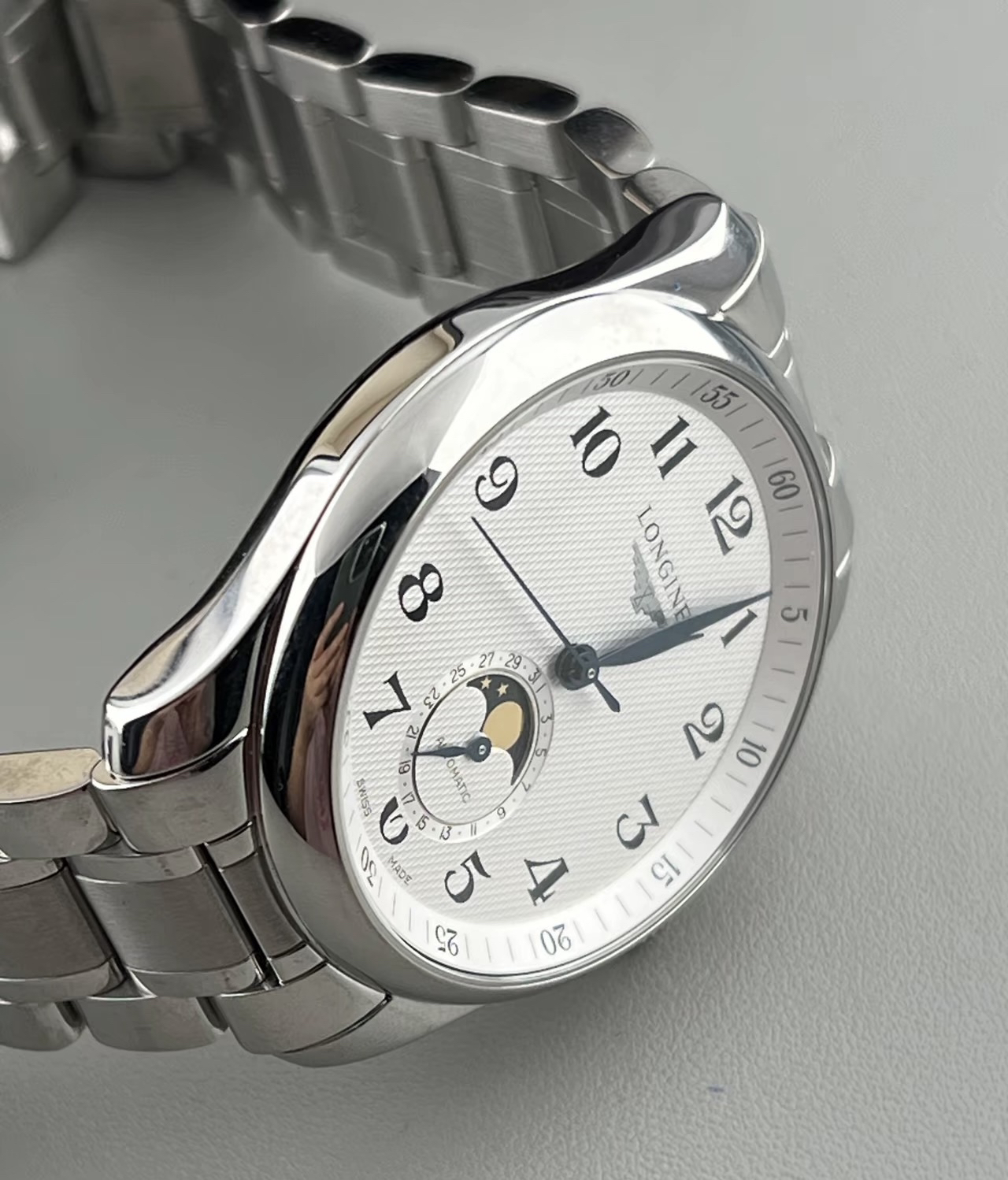 null Watch