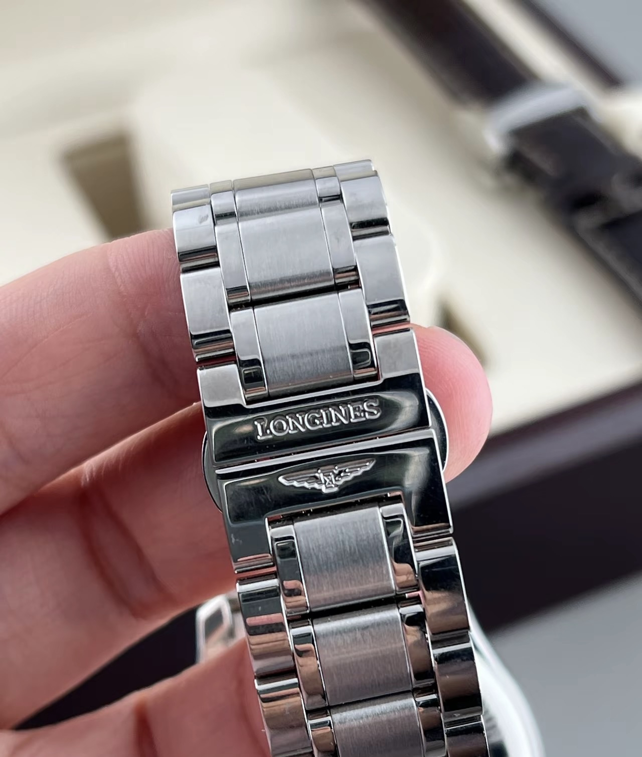 null Watch