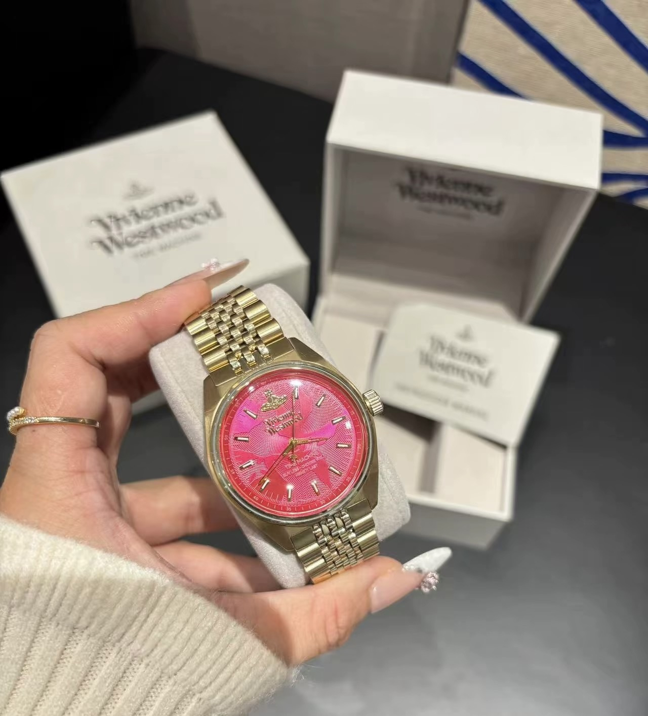 null Watch