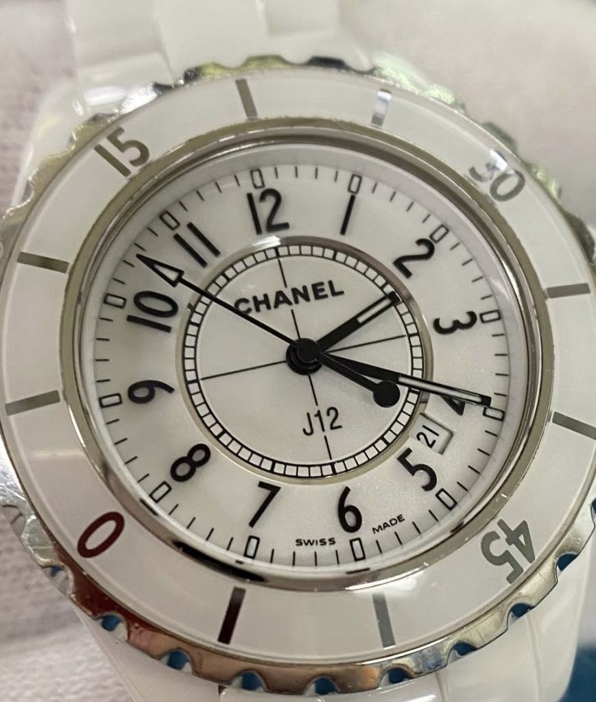 null Watch in Black