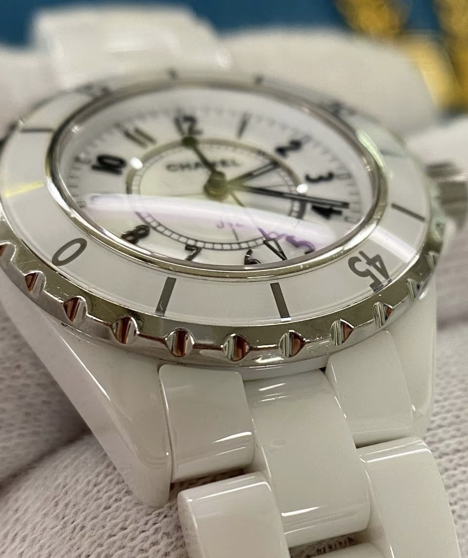 null Watch in Black