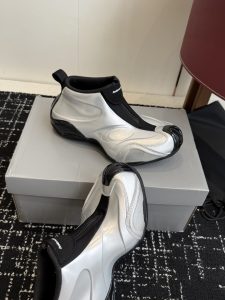 Balenciaga Sneakers - view 5