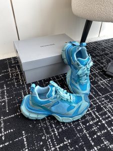 Balenciaga Sneakers - view 3
