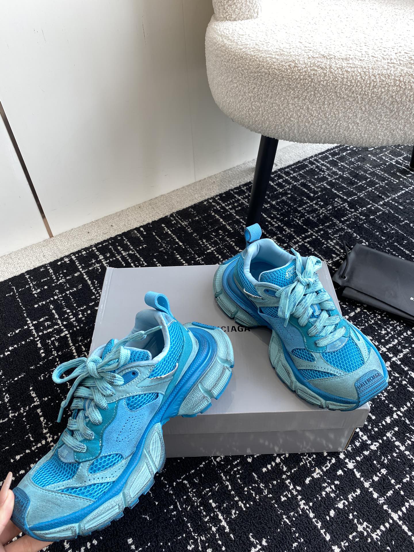 Balenciaga Sneakers - view 6