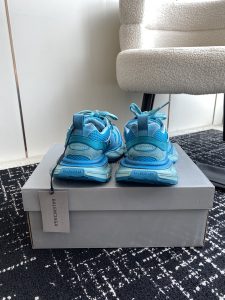 Balenciaga Sneakers - view 8