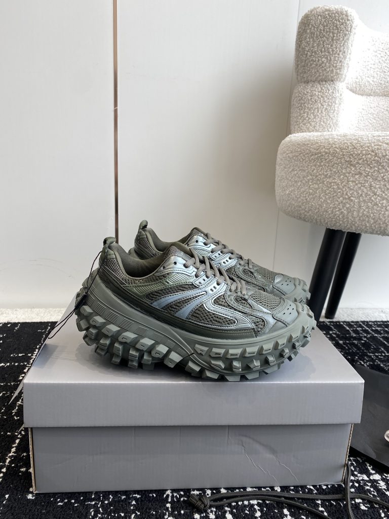 Balenciaga Shoes - view 1