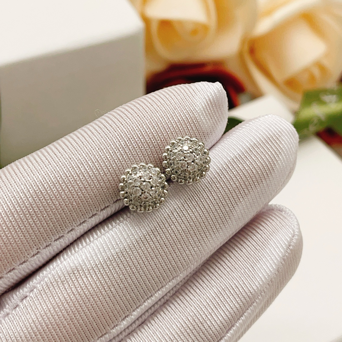 Earrings - view 3