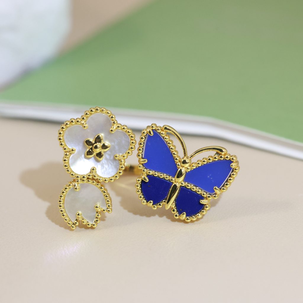 Van Cleef & Arpels Ring - view 1