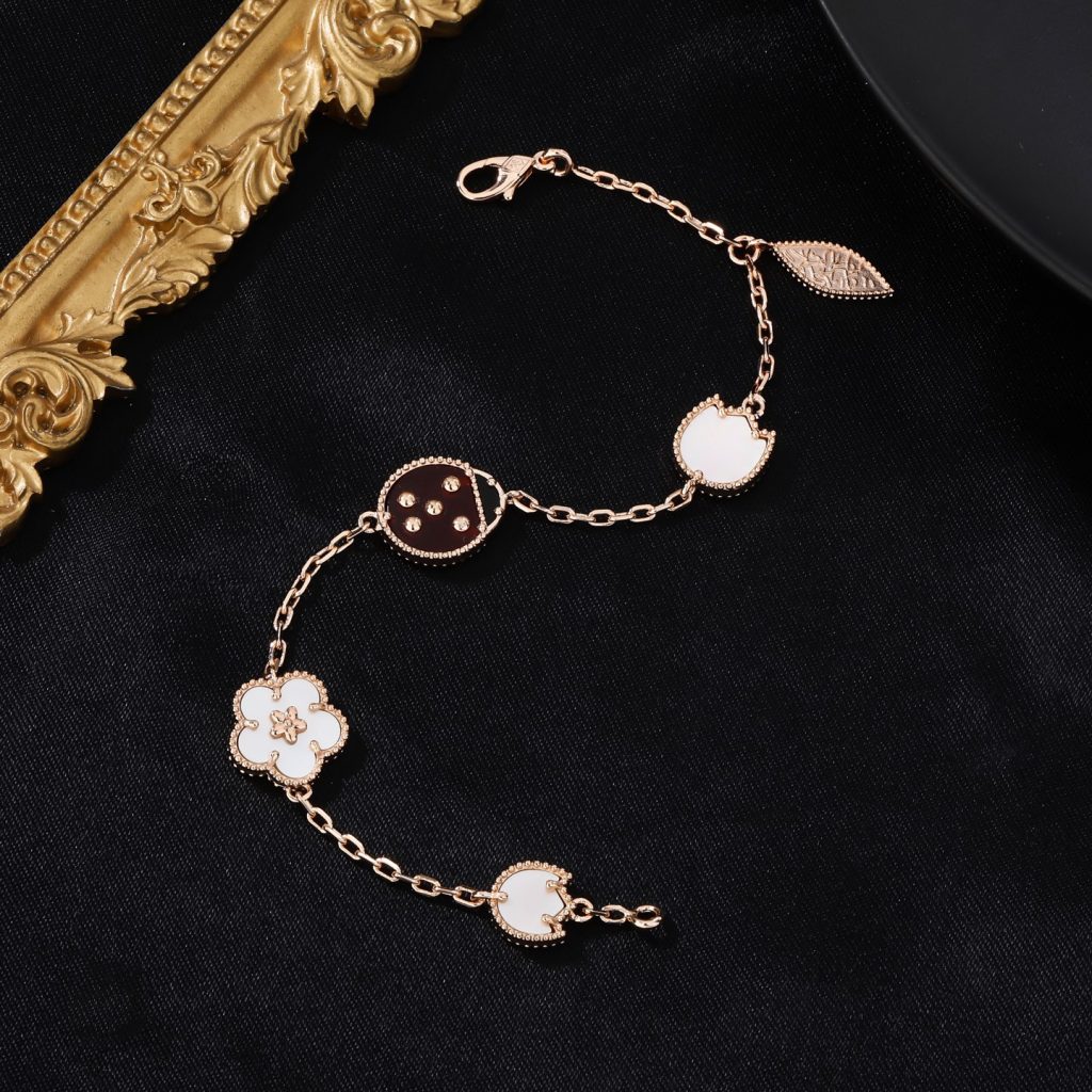 Van Cleef & Arpels Bracelet - view 1