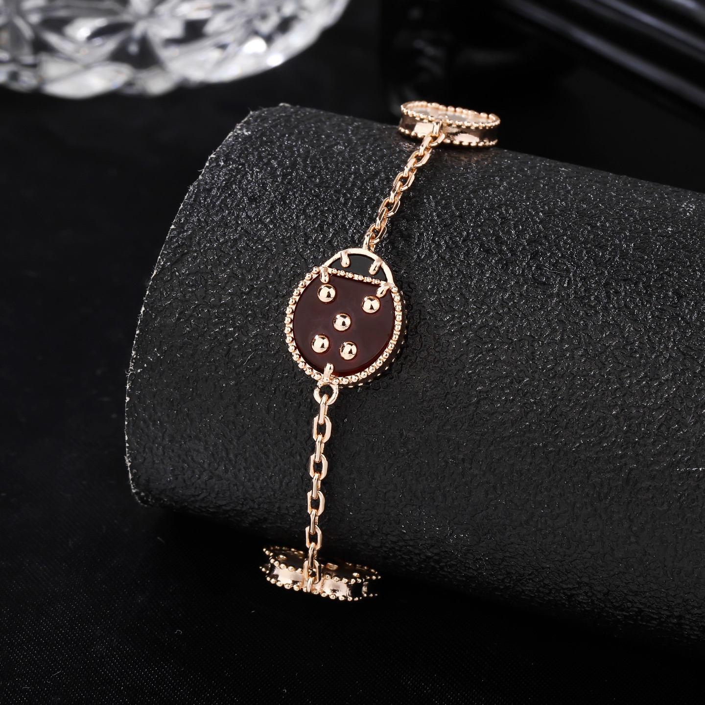 Van Cleef & Arpels Bracelet - view 5