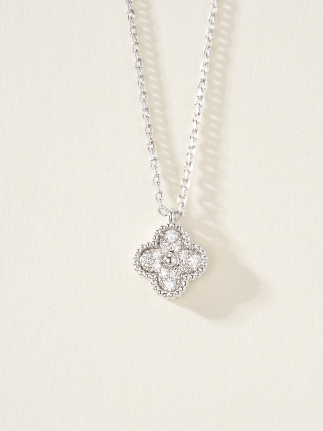 Van Cleef & Arpels Necklace - view 2