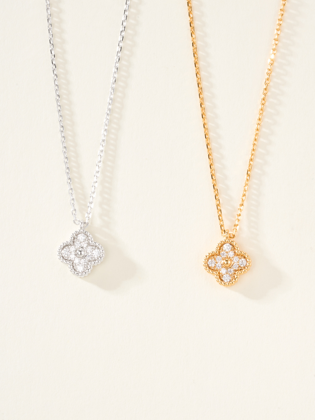 Van Cleef & Arpels Necklace - view 3
