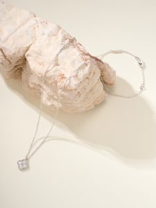 Van Cleef & Arpels Necklace - view 5