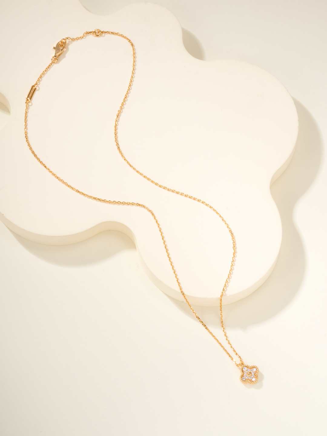 Van Cleef & Arpels Necklace - view 6