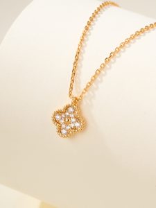 Van Cleef & Arpels Necklace - view 7