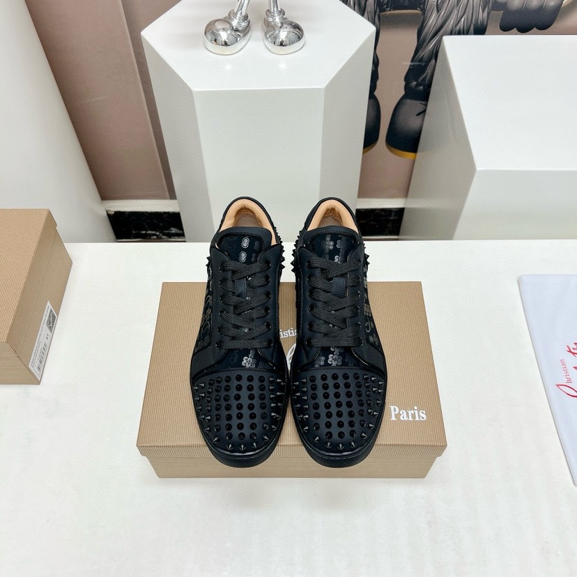 Sneakers - view 2