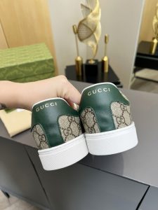 Gucci Sneakers - view 8