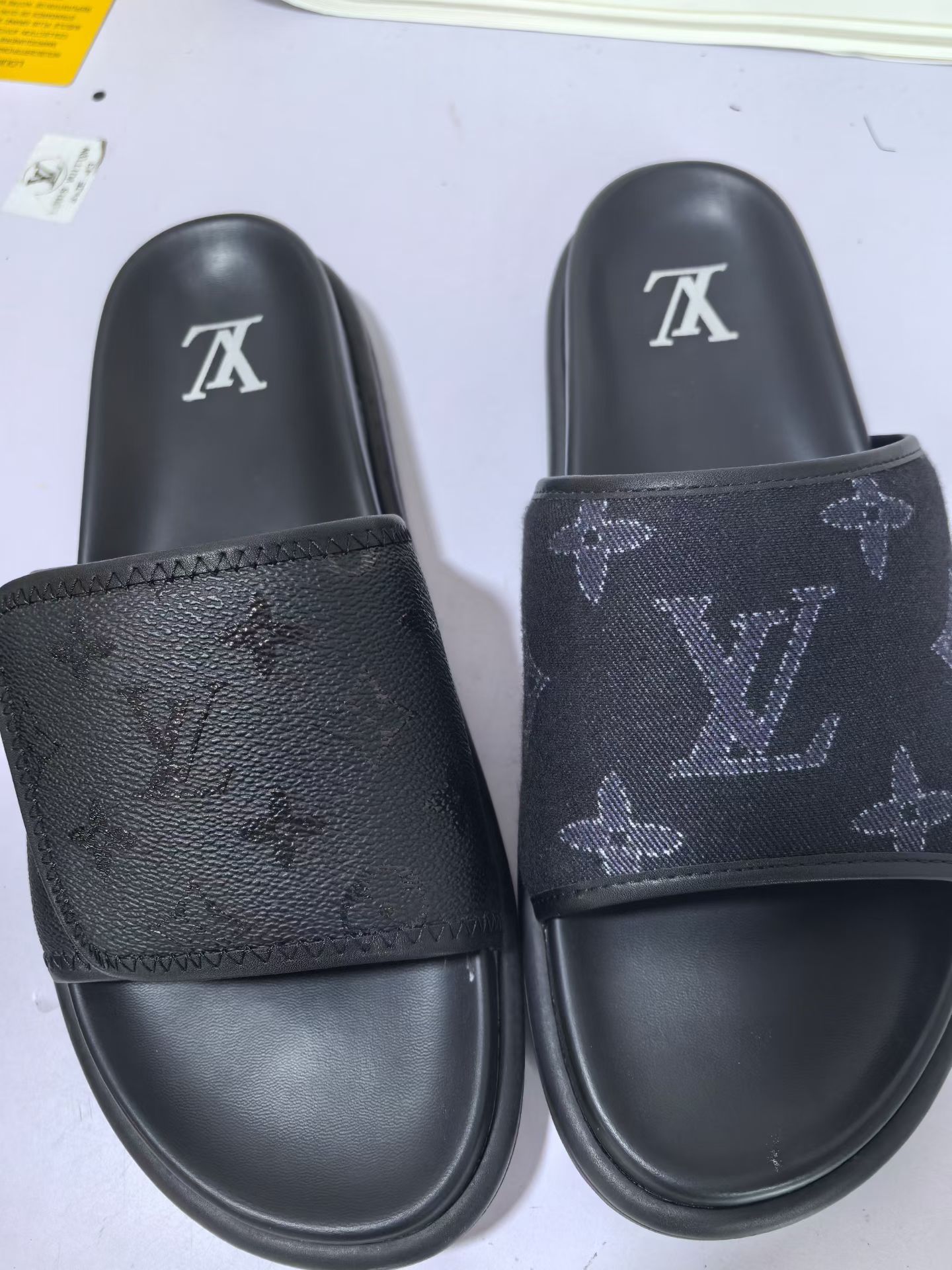 Louis Vuitton Slides - view 6