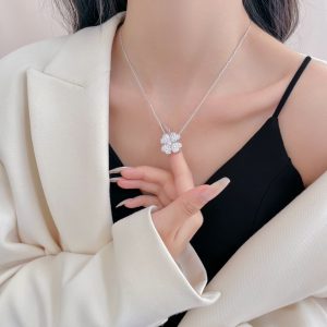 Van Cleef & Arpels Necklace - view 5