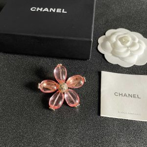 Brooch - view 5