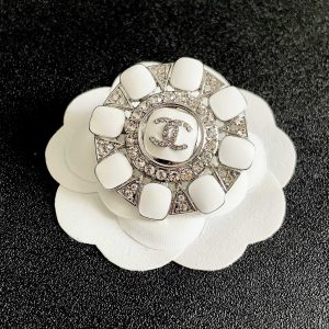 Brooch - view 8