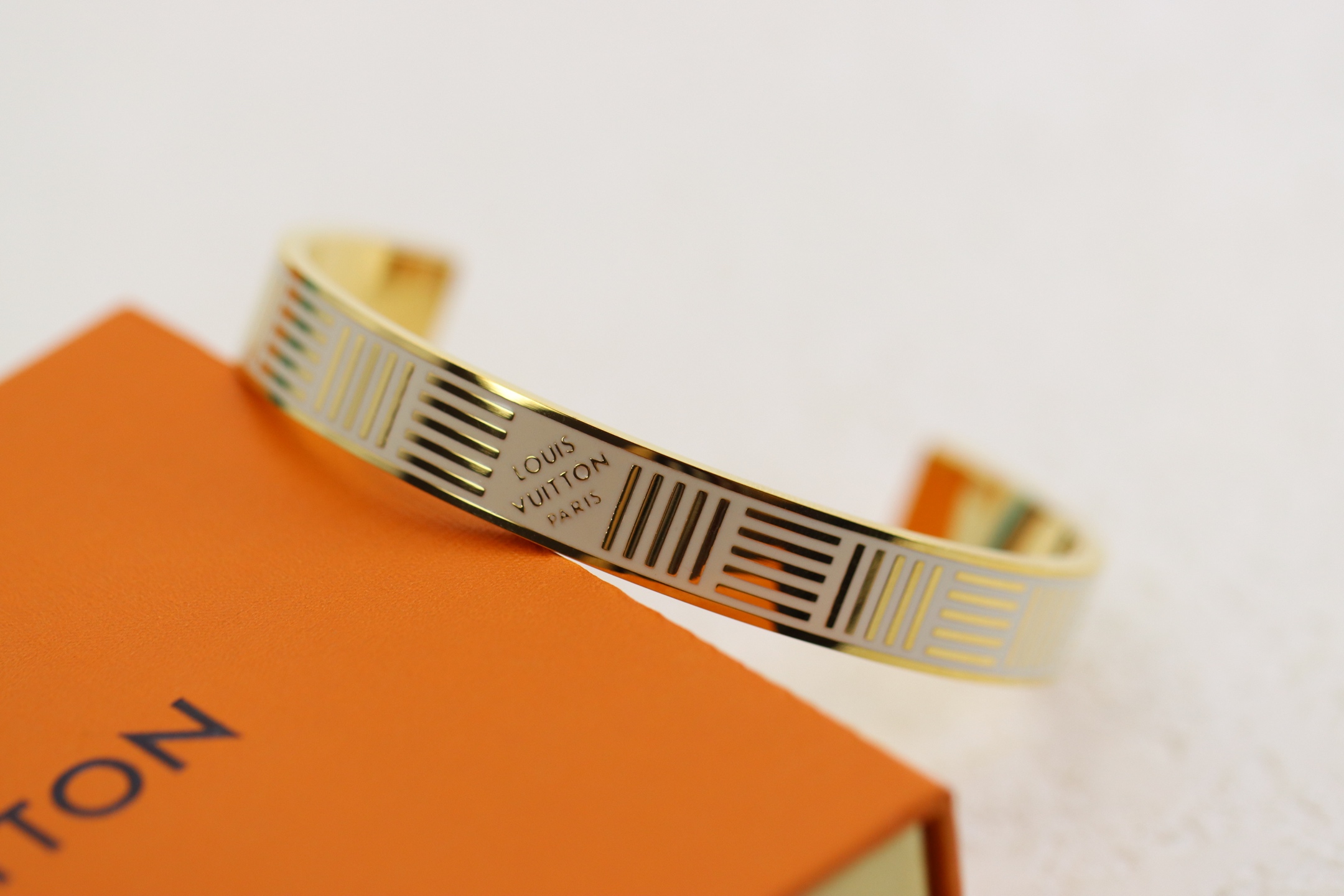 Louis Vuitton Bangle - view 6