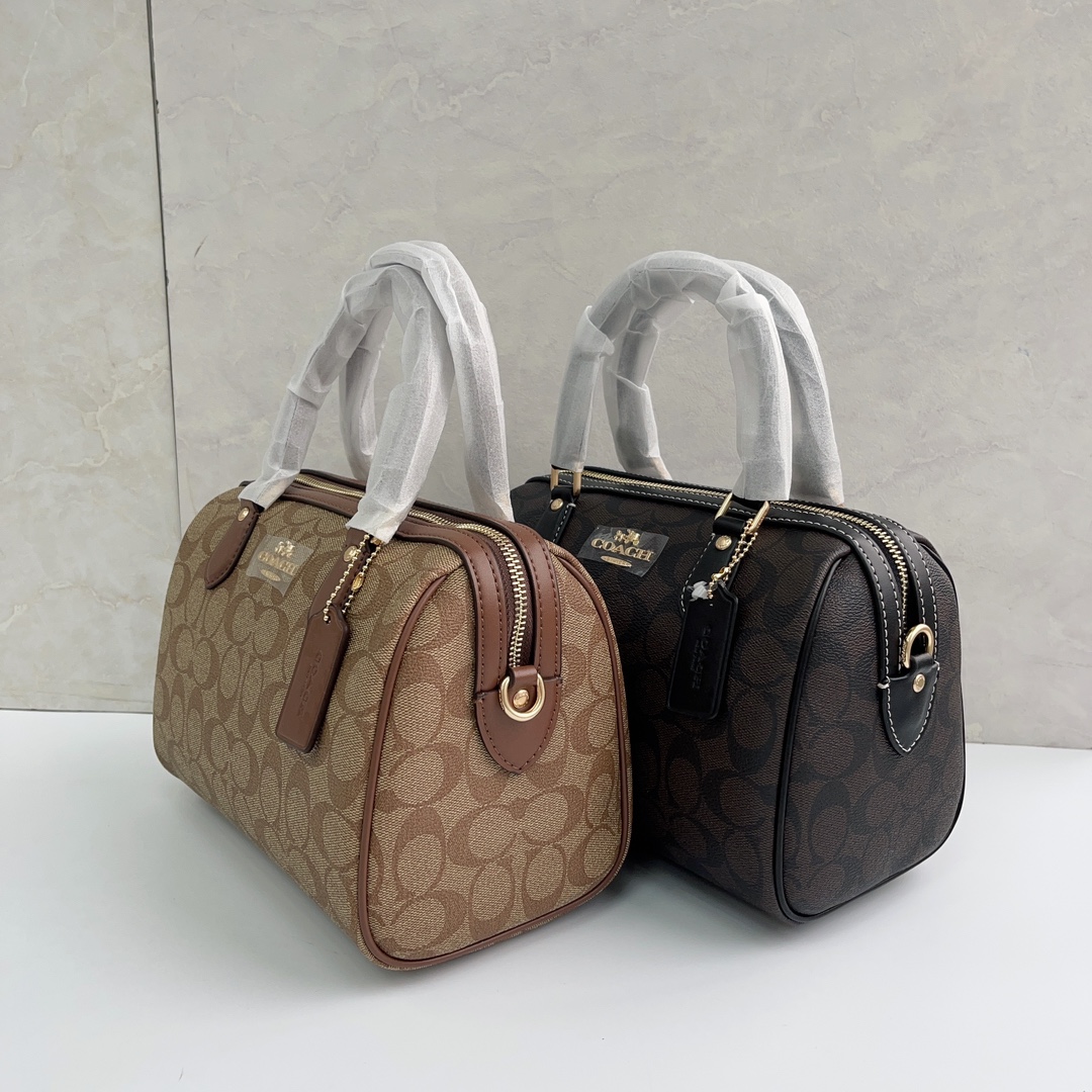 Coach Crossbody Bag - view 2