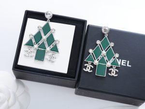 Chanel Jewelry - view 2