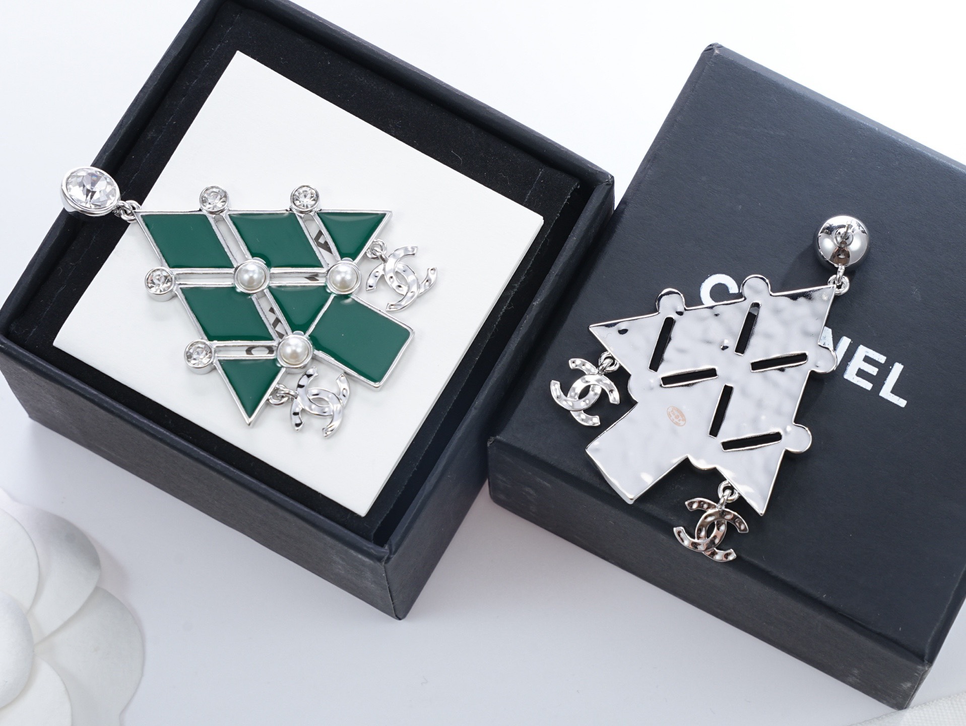 Chanel Jewelry - view 3