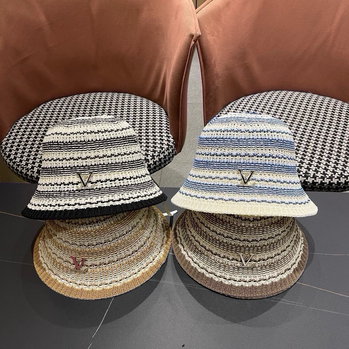 Louis Vuitton Bucket Hat - view 11