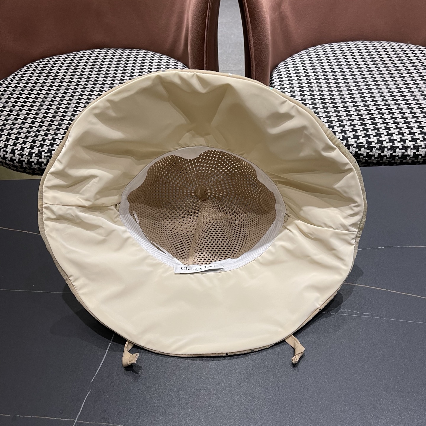 Dior Bucket Hat - view 10