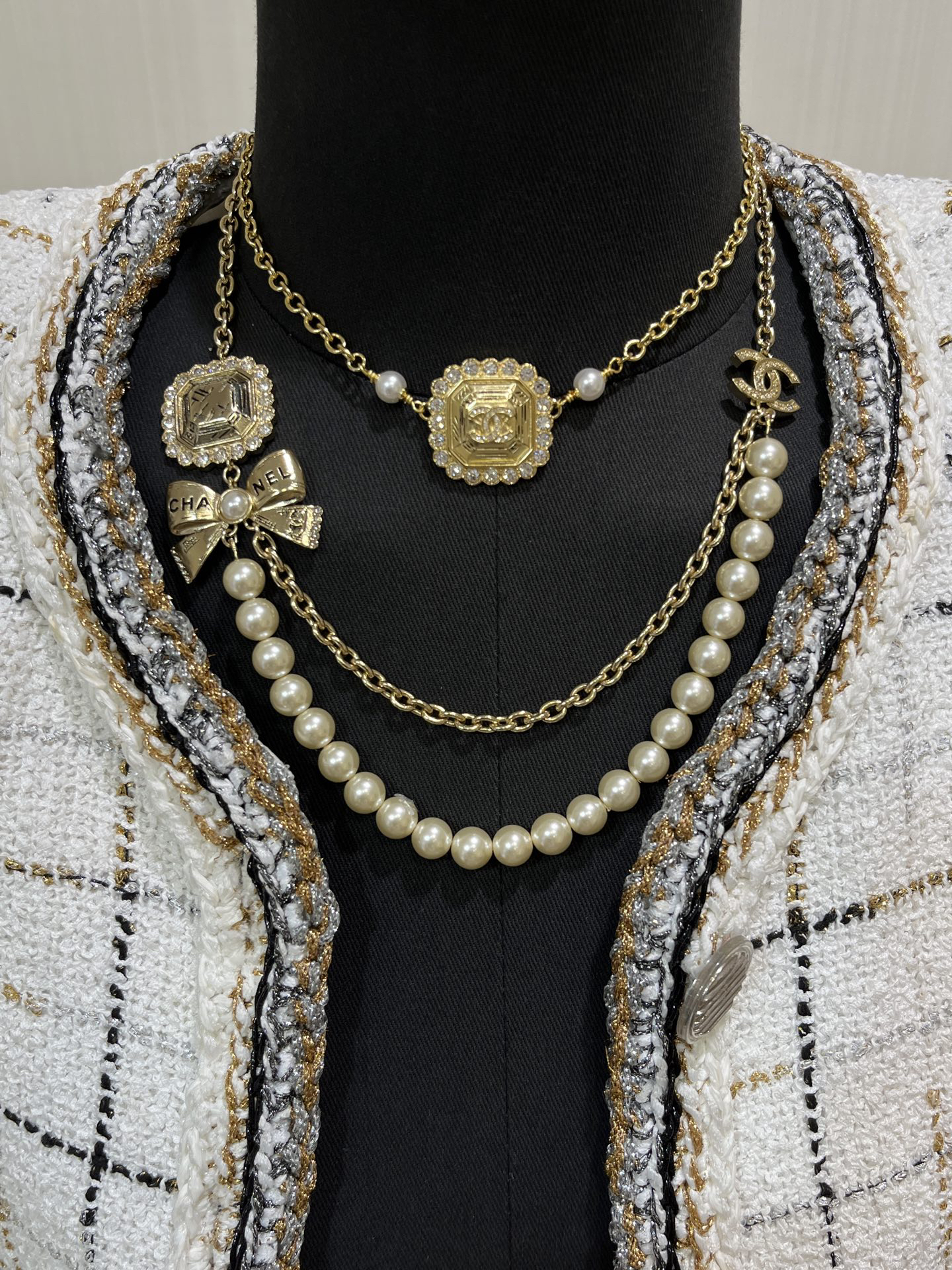 Chanel Jewelry - view 2
