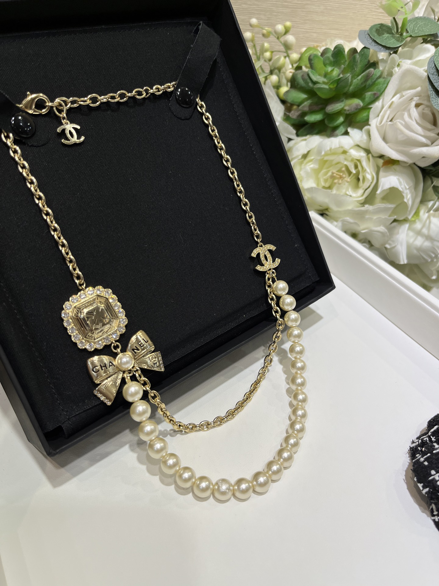 Chanel Jewelry - view 4