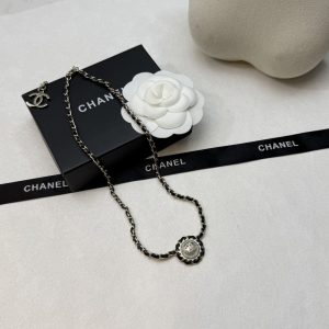 Necklace - view 2