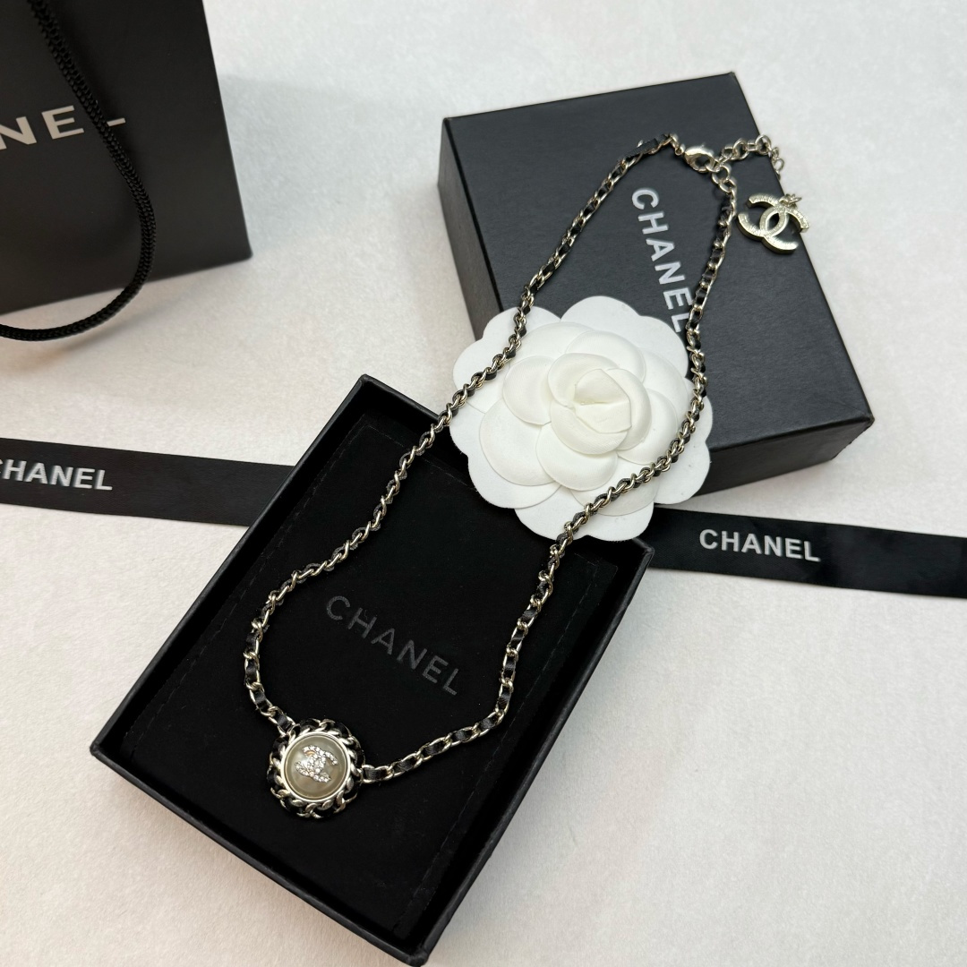 Necklace - view 6